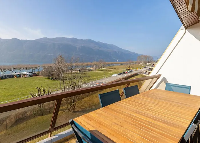 Les Cygnes - Exceptional Location With View - 3 Bedrooms Apartman *