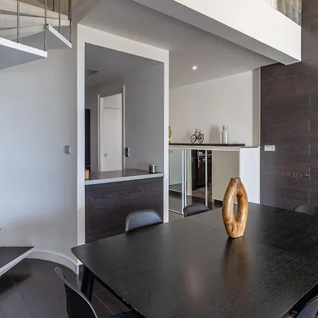 Les Cygnes - Exceptional Location With View - 3 Bedrooms 아파트 엑스레뱅