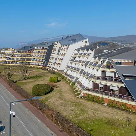Apartment Les Cygnes - Exceptional Location With View - 3 Bedrooms